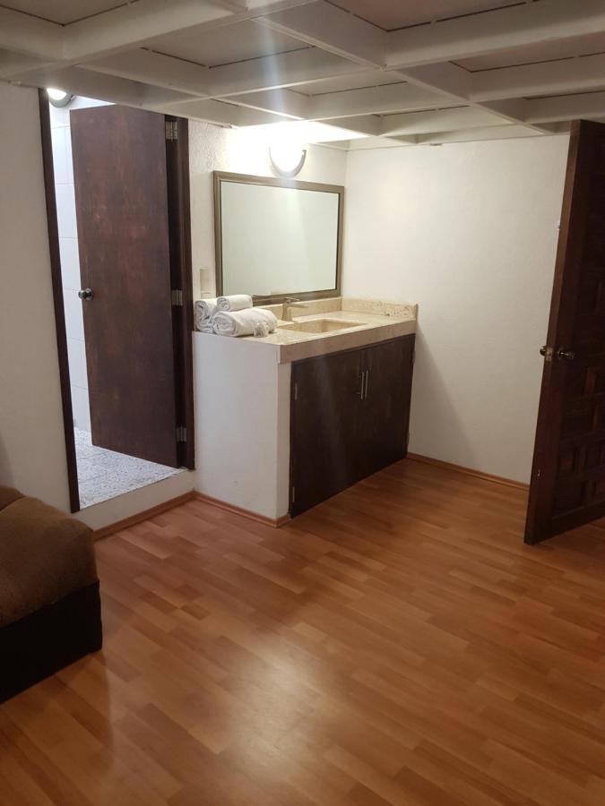 Hotel Meson Mariano Matamoros Керетаро Экстерьер фото