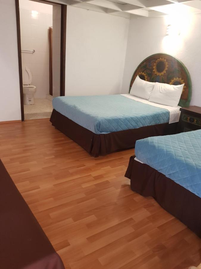Hotel Meson Mariano Matamoros Керетаро Экстерьер фото