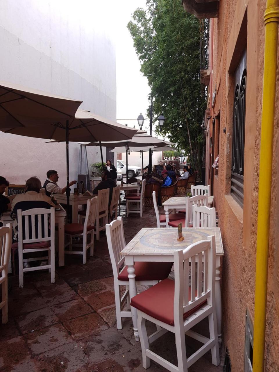 Hotel Meson Mariano Matamoros Керетаро Экстерьер фото